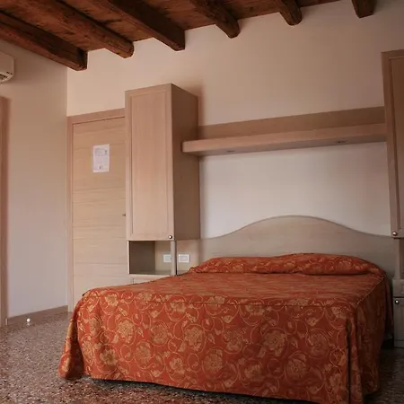Bed & Breakfast La Meridiana 3*